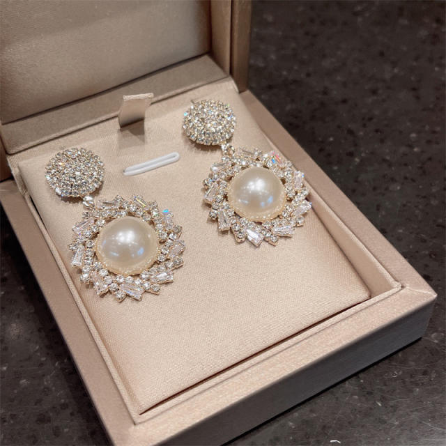 Korean fashion luxury pearl diamond earrings