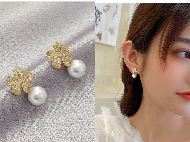 925 needle pearl ear studs