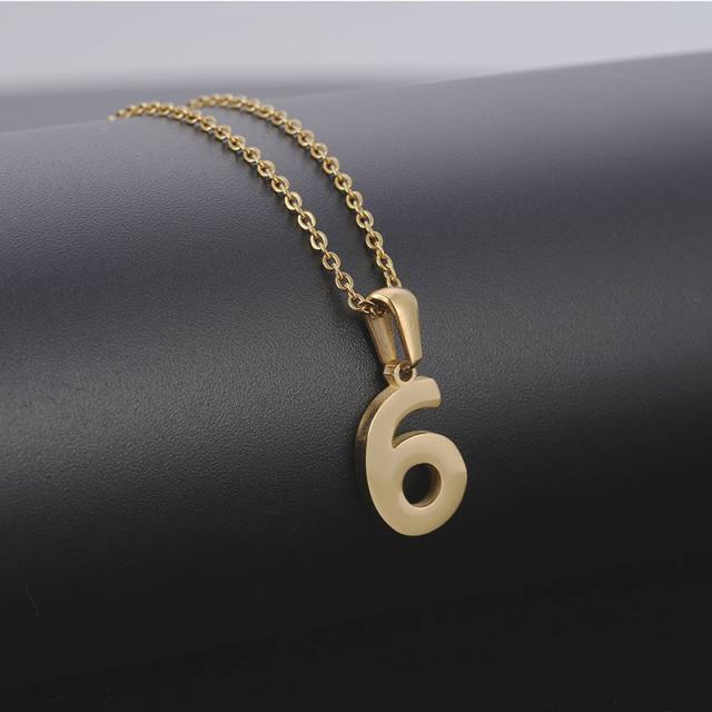 18K stainless teel necklace letter 0 to 9