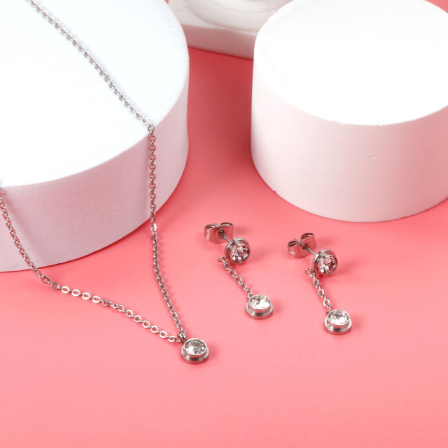 Simple design cubic zircon stainless steel necklace set