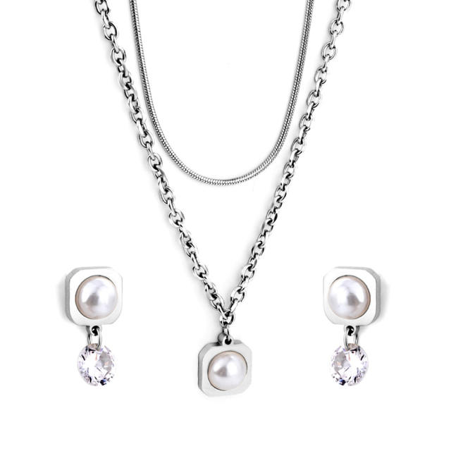 Korean fashion pearl layer stainless steel necklace set