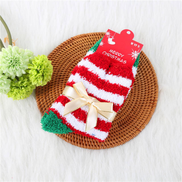 Amazon hot sale winter coral fleece christmas socks