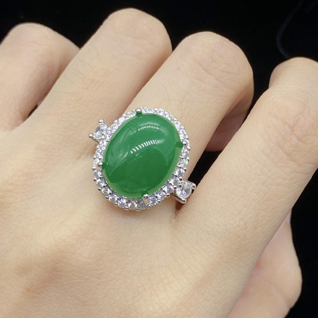 Oval shape jade statement rings