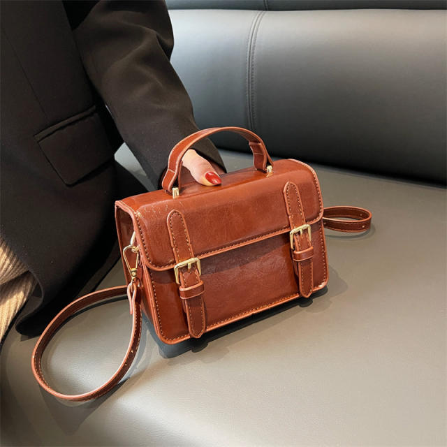 Vintage plain color PU leather crossbody bag messager bag