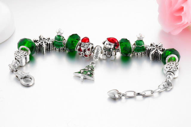 Occident fashion green color christmas tree charm diy bracelet