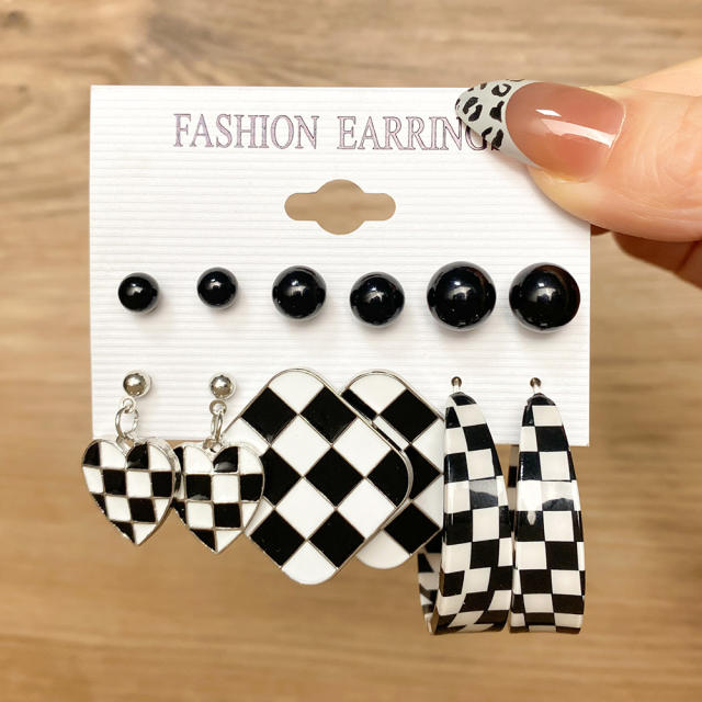 Y2K classic checkered series earrings set