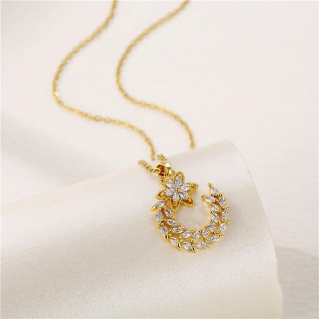 Occident fashion delicate diamond pendant necklace