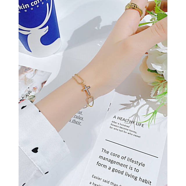 Korean fashion cross stainless steel bracelet