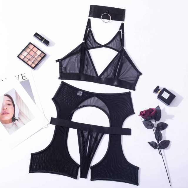 Black color sexy lace lingerie set