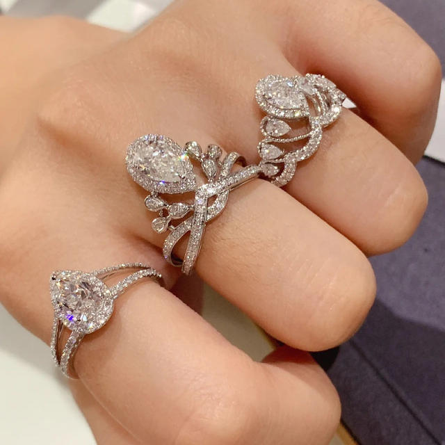 Luxury pear cut diamond rings for women
