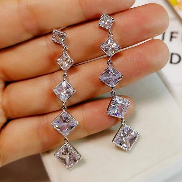 Korean fashion elgant square crystal long earrings
