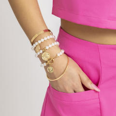 Elegant vintage faux pearl bead layer bracelet set