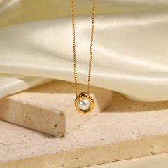 Elegant pearl pendant dainty stainless steel necklace
