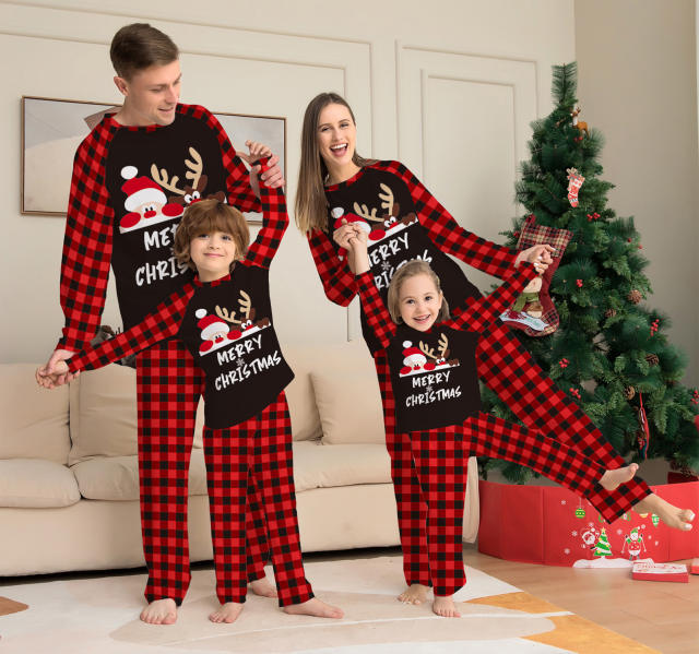 Amazon populr red black color christmas pajamas