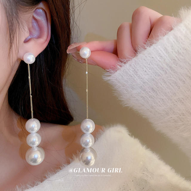 Korean fashion pearl bead long earrings