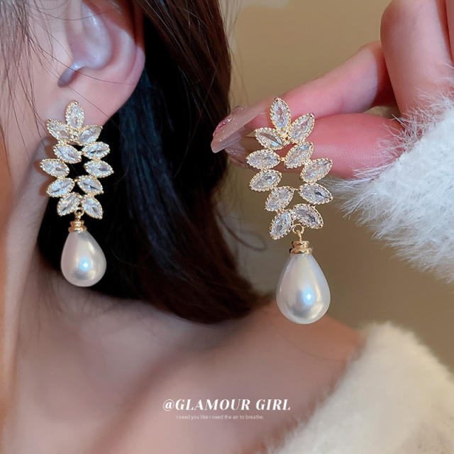 925 needle luxury pave setting diamond pearl earrings