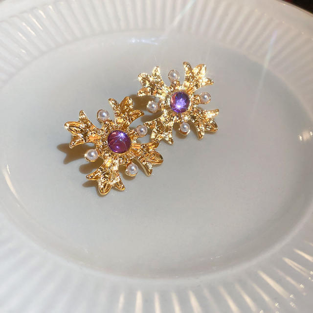 Elegant vintage cross shape studs earrings