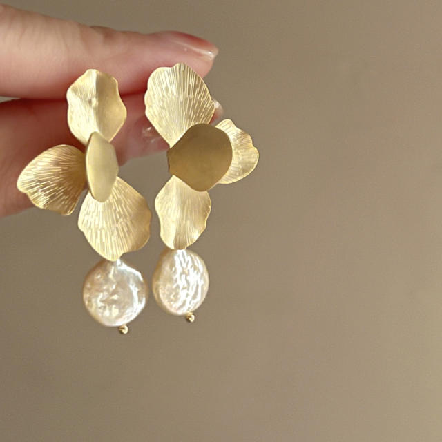 925 needle gold color flower earrings