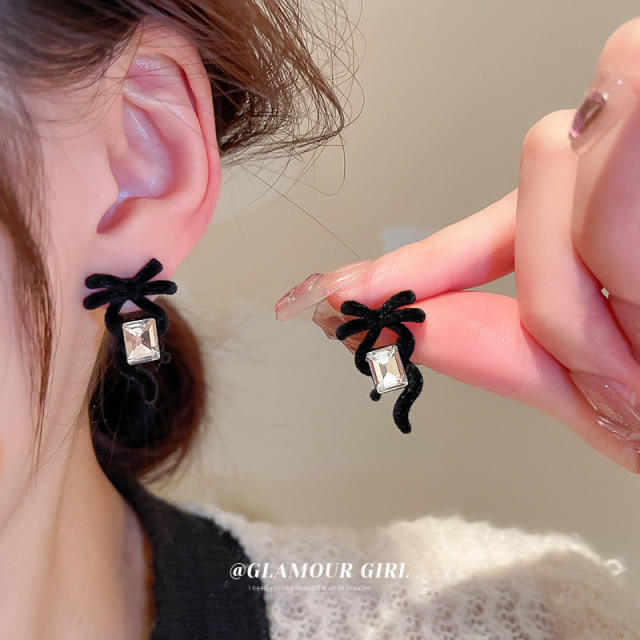 925 needle black velvet bow studs earrings