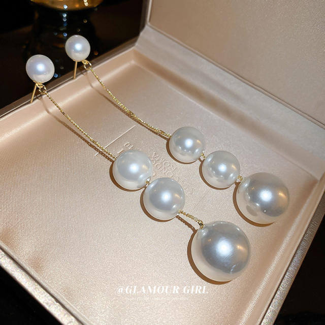 Korean fashion pearl bead long earrings