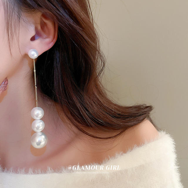 Korean fashion pearl bead long earrings