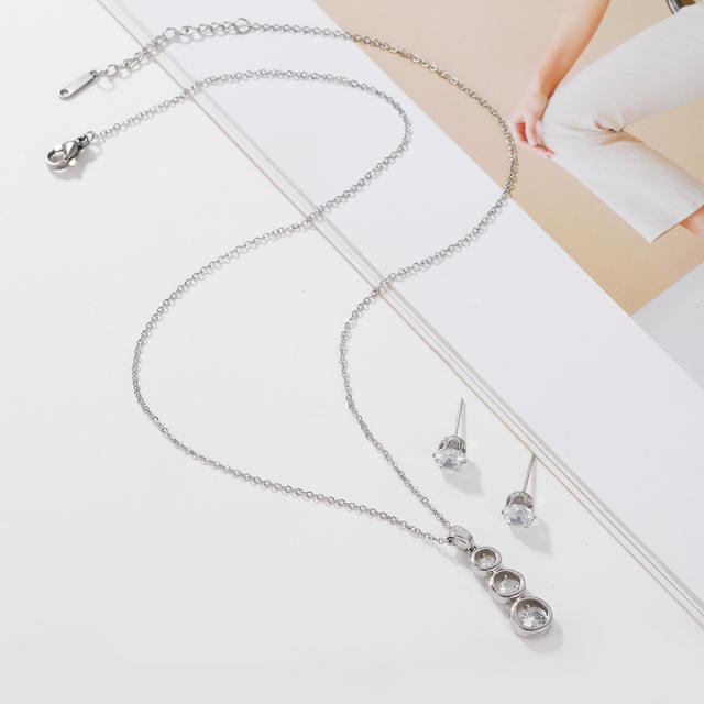 Luxury easy match diamond necklace set