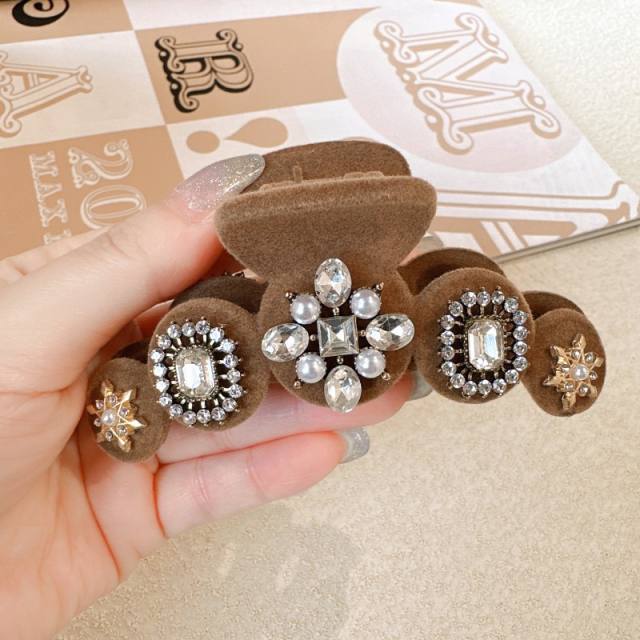 Winter design brown color hair claw clips