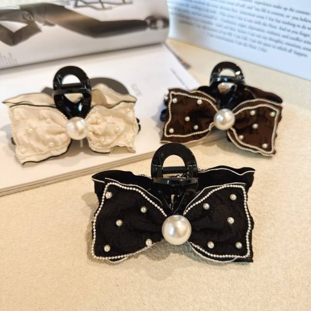 Elegant pearl beads setting bow hair claw clips