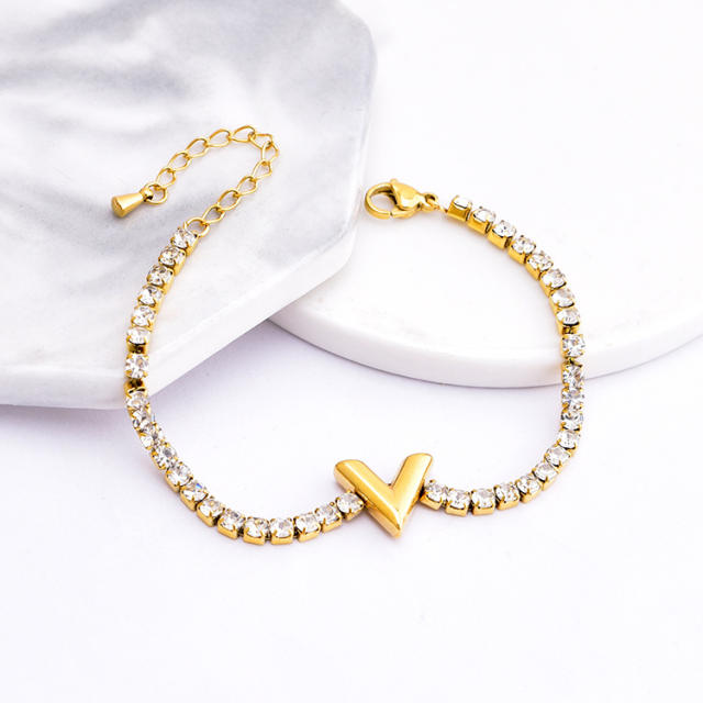 Elegant v letter tennis chain stainless steel bracelet