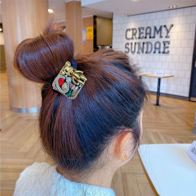 Winter design baroque trend color crystal bear snap hair clips