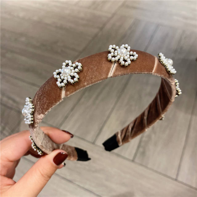 Winter design vintage diamond pearl flower velvet headband