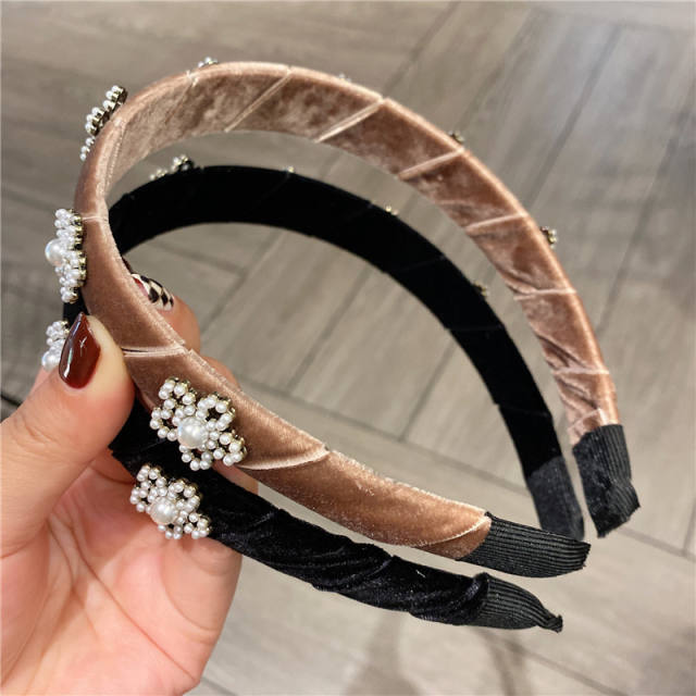 Winter design vintage diamond pearl flower velvet headband