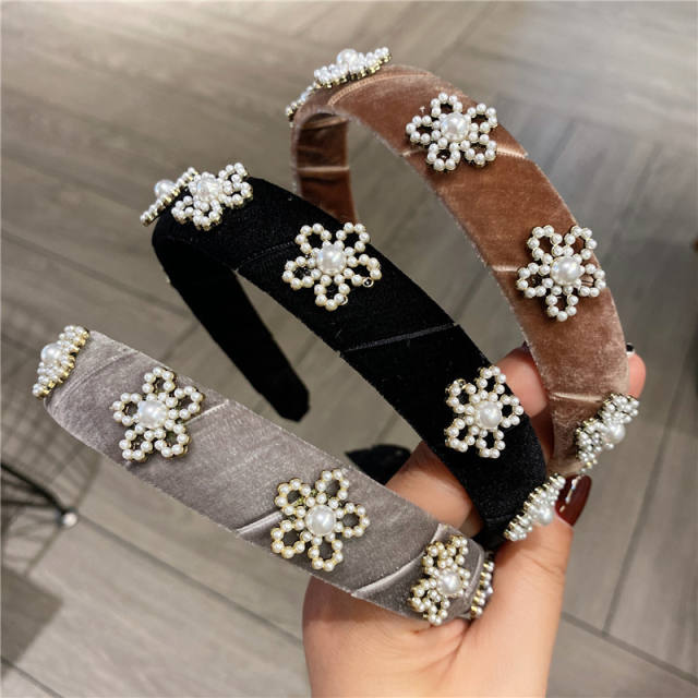 Winter design vintage diamond pearl flower velvet headband