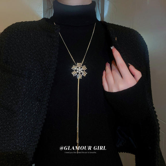 Korean fashion diamond snowflake long necklace sweater chain