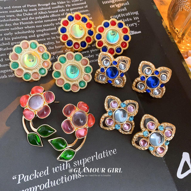 Vintage colorful opal stone flower shape studs earrings
