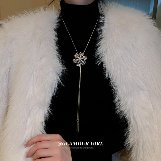 Korean fashion diamond snowflake long necklace sweater chain