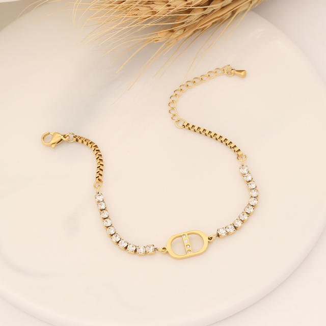 Fashionable tennis chain stainless steel bracelet