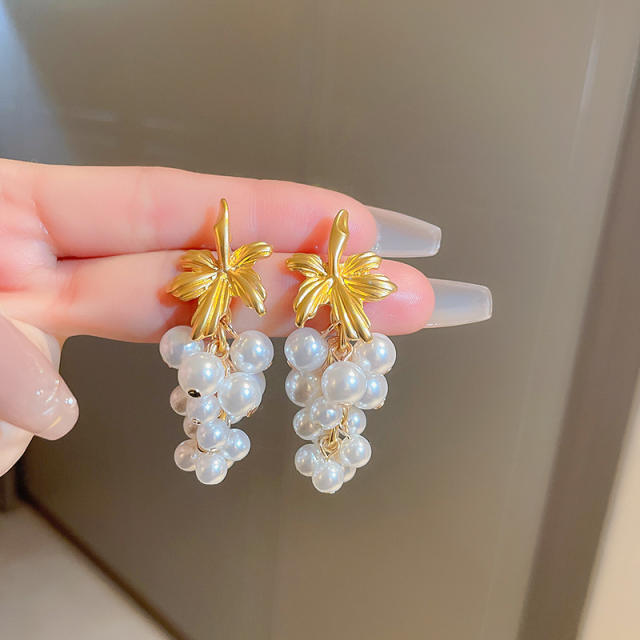 925 needle pearl beads grape shape earrings