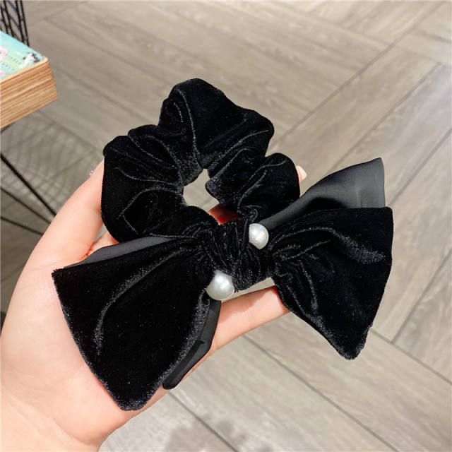 Korean fashion winter design velvet bow scrunchies