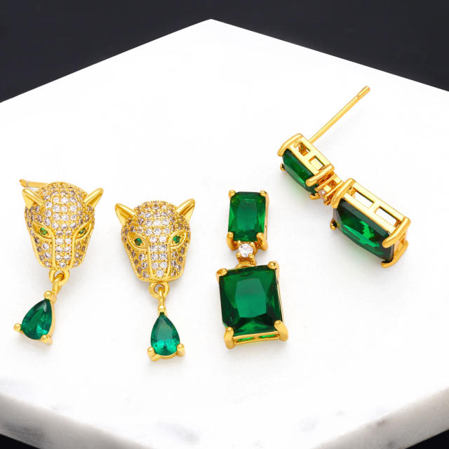 Vintage emerald leopard real gold plated earrings