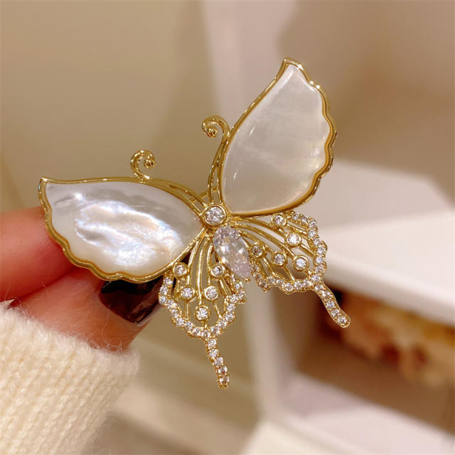 Creative luxury shell butterfly diamond brooch