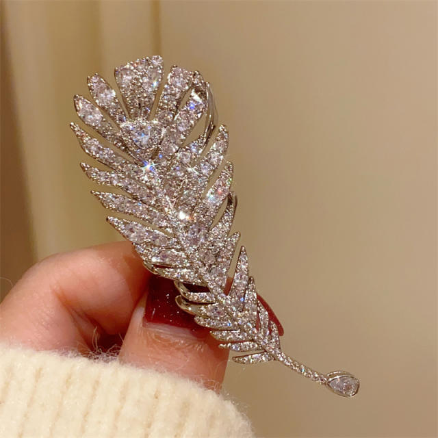 Delicate pave setting diamond feather brooch