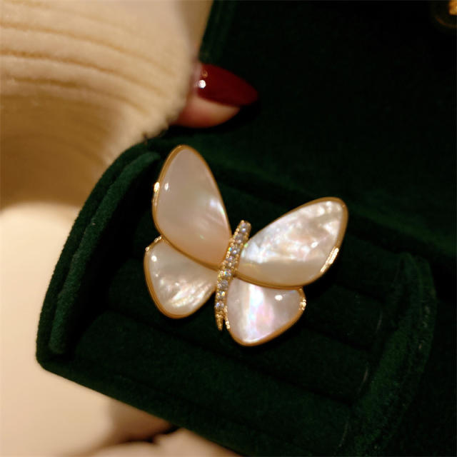 Elegant natural shell butterfly women brooch