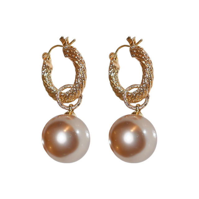 Elegant color pearl drop earrings