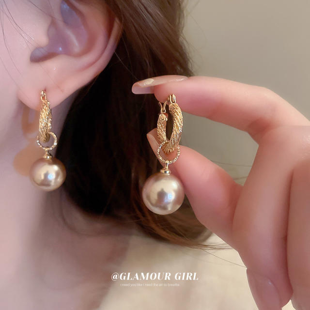 Elegant color pearl drop earrings