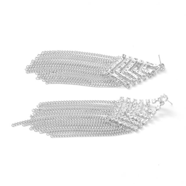 Elegant chain tassel diamond earrings