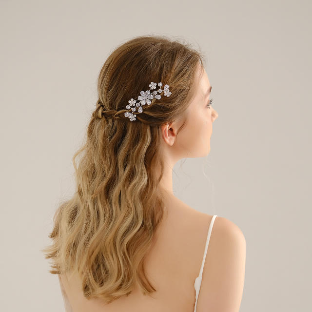 Elegant cubic zircon flower bridal hair combs