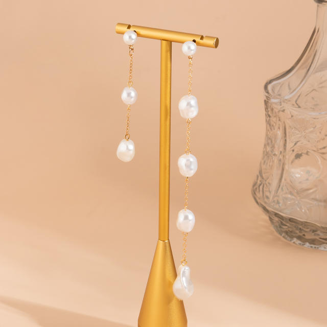 Concise pearl Asymmetrical earrings