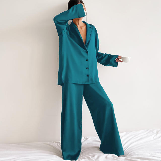 Long sleeve plain color satin pajamas