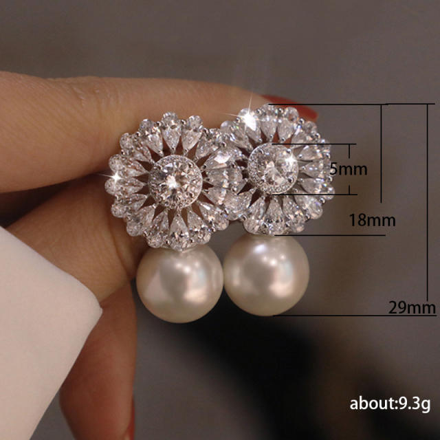 Delicate cubic zircon flower pearl earrings